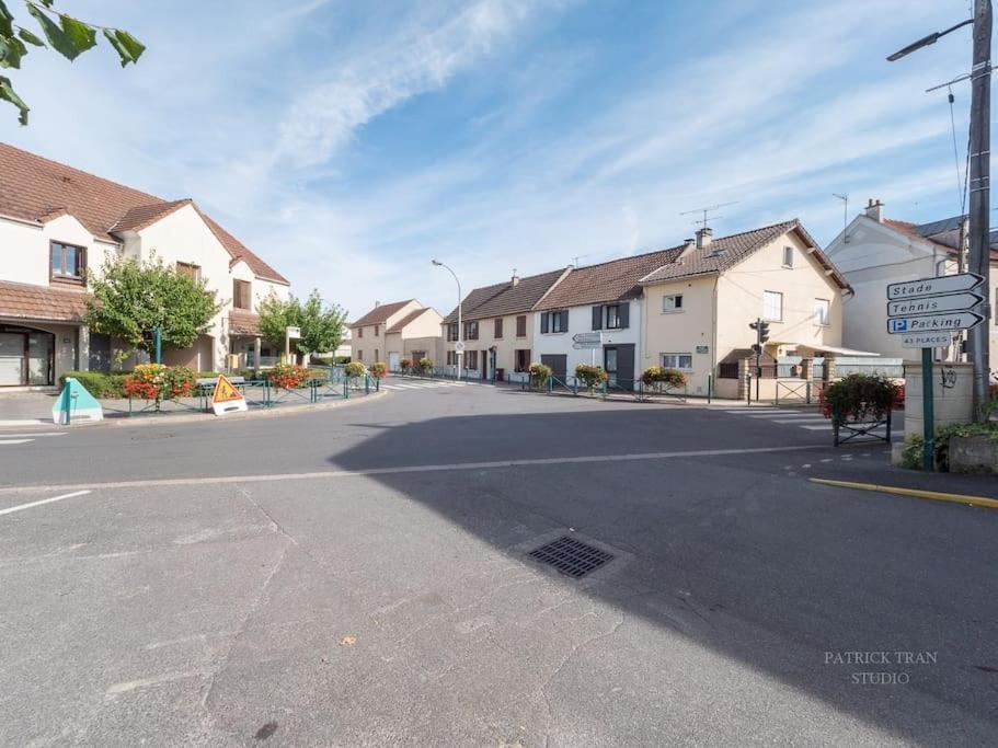 Appartement 7 Personnes Pres De Disney & Paris シャントルー・アン・ブリ エクステリア 写真